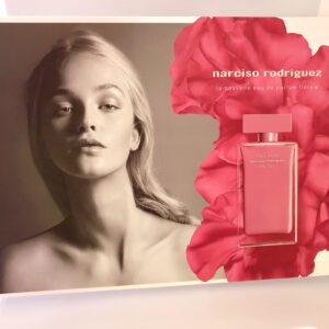 Pancarte publicitaire Narciso Rodriguez Fleur Musc