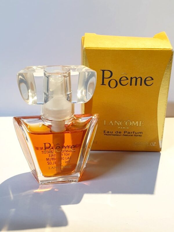 Miniature de parfum Poème vaporisateur de Lancôme 7 ml