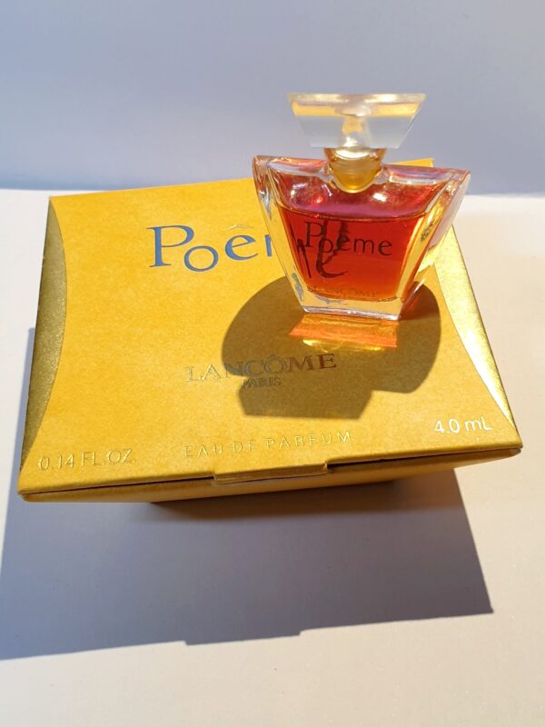 Miniature de parfum Poème vaporisateur de Lancôme 7 ml