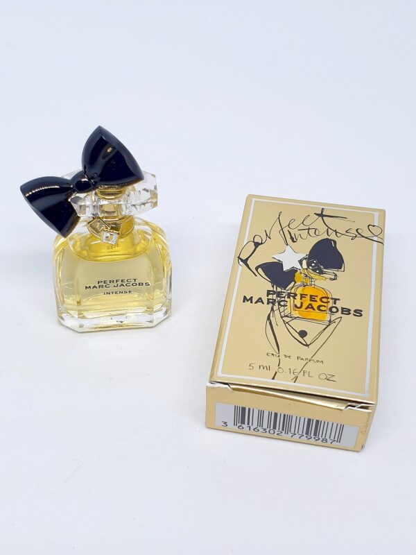 Miniature de parfum Perfect Intense Marc Jacobs