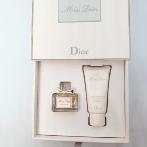 Coffret de miniature Miss Dior de Dior