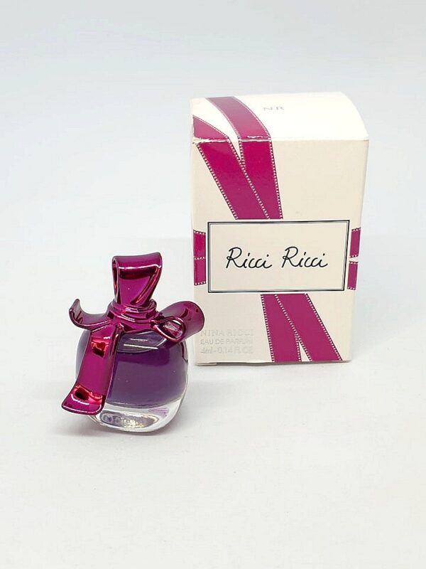 Miniature de parfum Mademoiselle Ricci de Nina Ricci