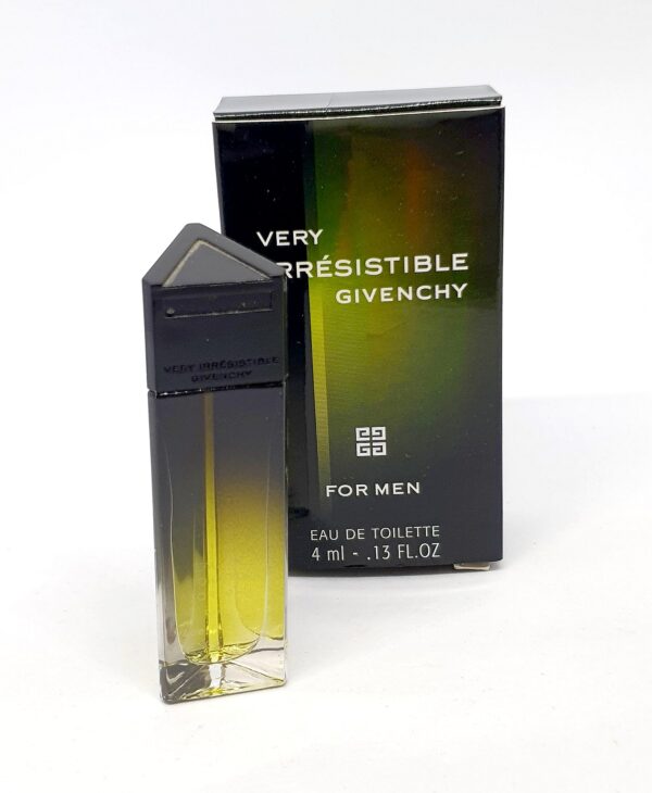 Miniature de parfum Very Irrésistible for men de Givenchy