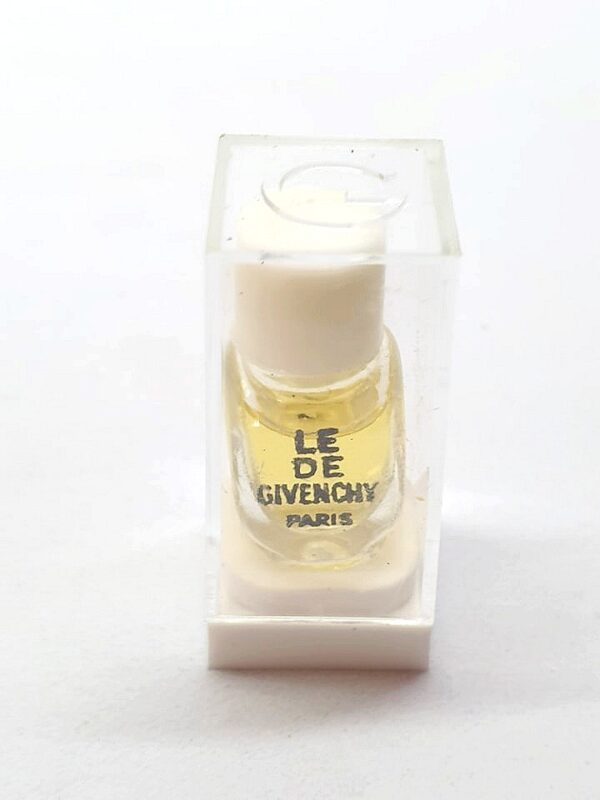 Miniature de parfum LE de Givenchy 1 ml