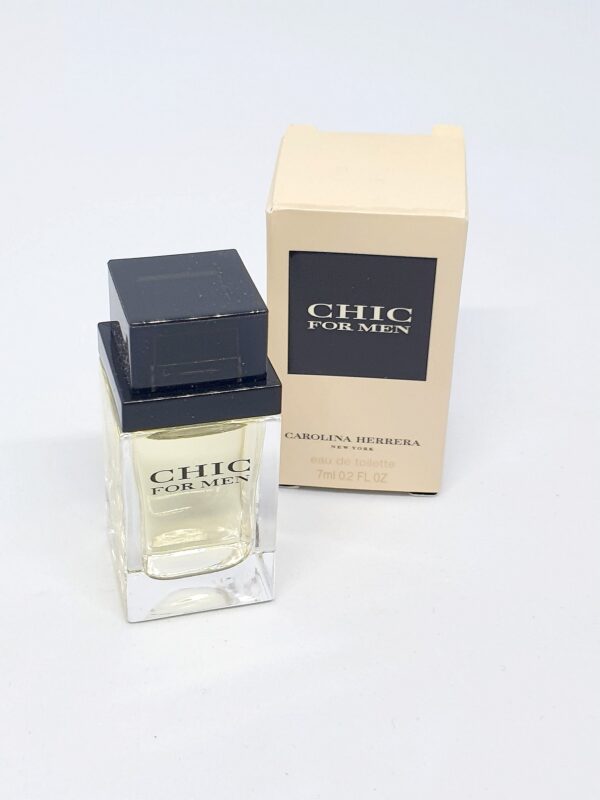 Miniature de parfum Chic for men Carolina Herrera