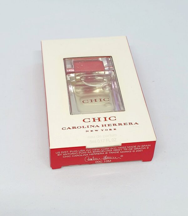 Miniature de parfum Chic Carolina Herrera 5 ml