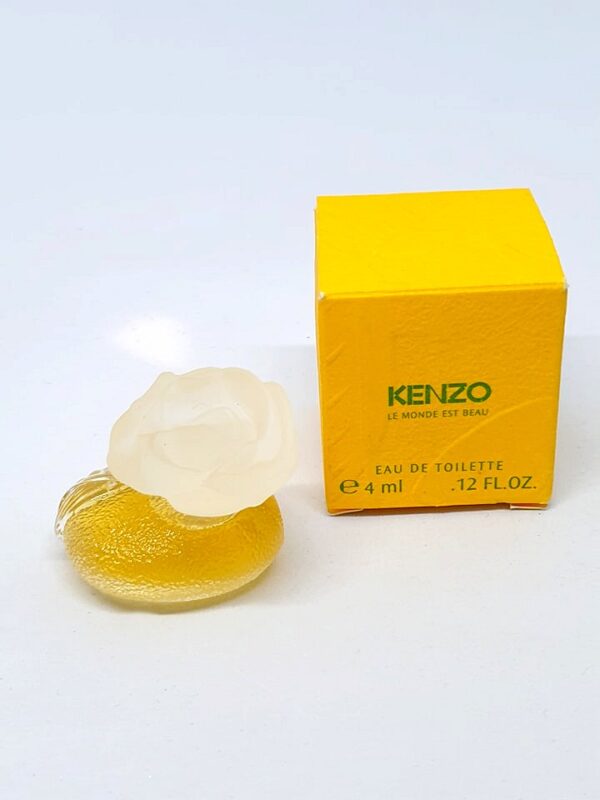 Miniature de parfum Le Monde est beau Kenzo