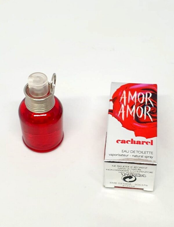 Miniature de parfum Amor Amor Cacharel