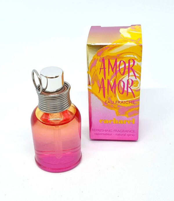 Miniature de parfum Amor Amor Eau Fraiche Cacharel