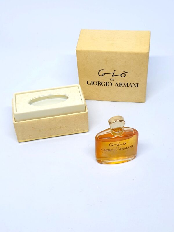 Miniature de parfum Gio de Giorgio Armani