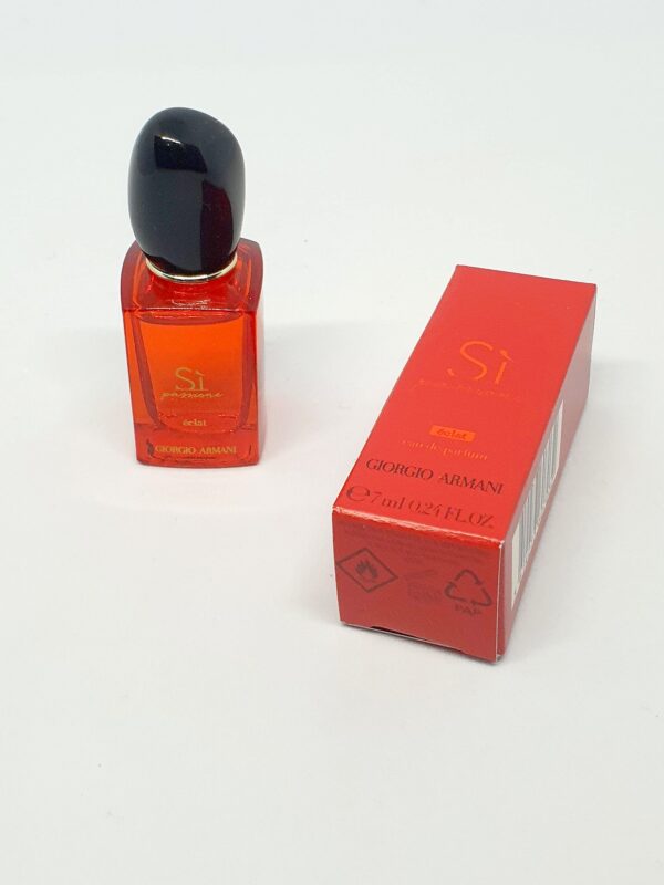 Miniature de parfum Si Passionne Eclat Giorgio Armani