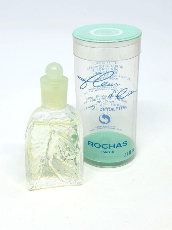 Miniature de parfum Fleur d'Eau de Rochas