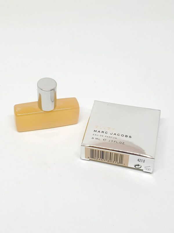 Miniature de parfum Blush Marc Jacobs