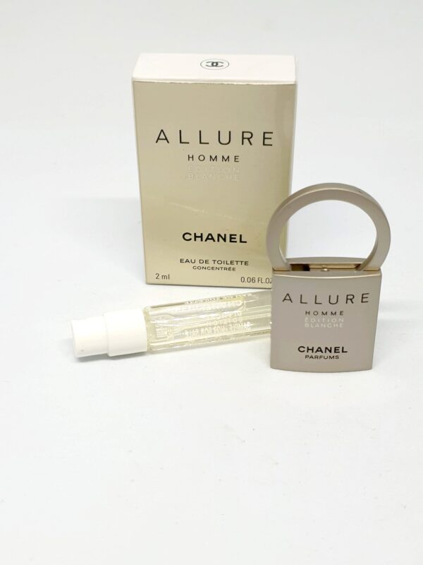 Miniature de parfum Allure Edition Blanche Chanel