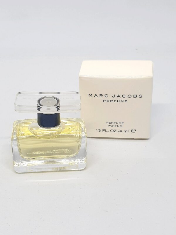 Miniature de parfum Marc Jacobs