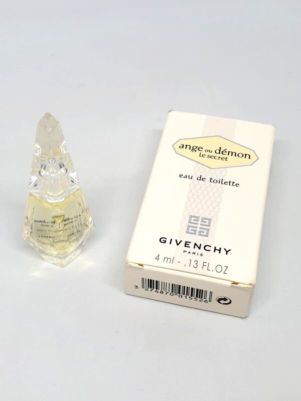 Miniature de parfum Ange ou démon Le secret Givenchy