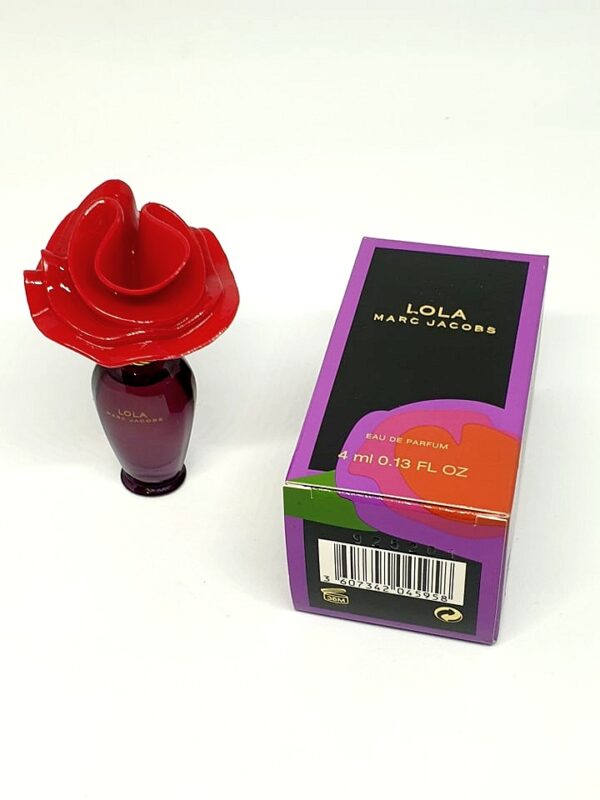 Miniature de parfum Lola de Marc Jacobs