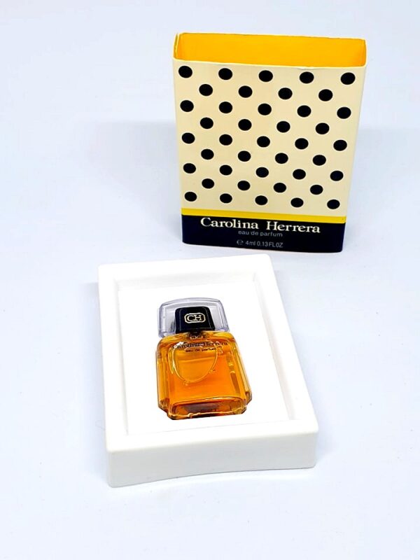 Miniature de parfum Carolina Herrera