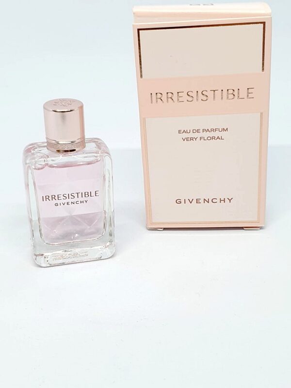 Miniature de parfum Very Irrésistible Very Floral Givenchy