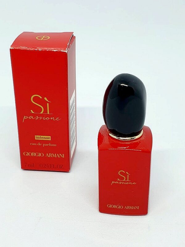 Miniature de parfum Si Passionne Intense Giorgio Armani 7 ml