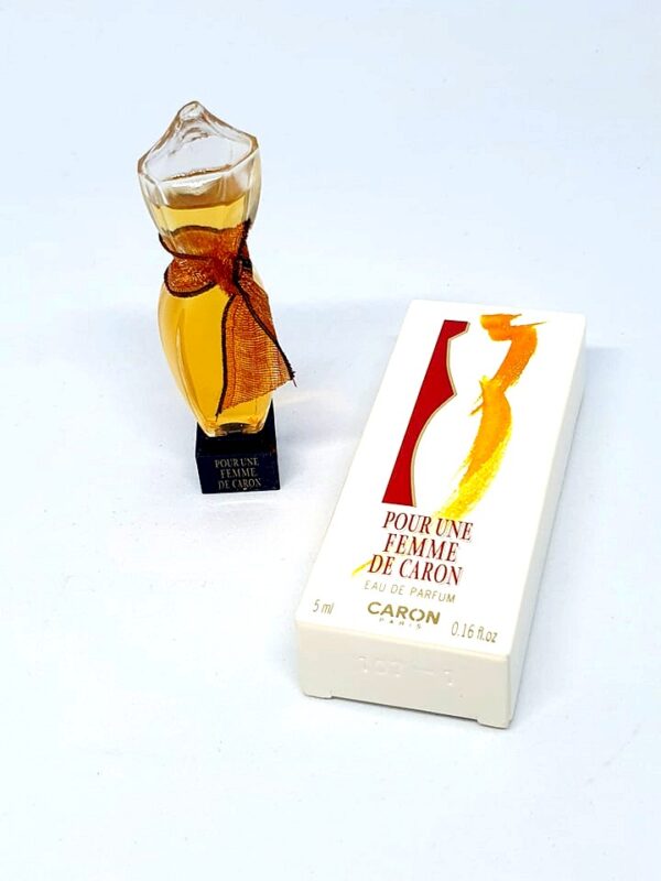 Miniature de parfum Pour une femme de Caron