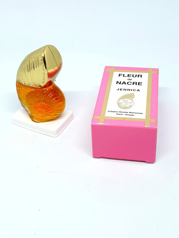 Miniature de parfum Fleur de Nacre de Jennica