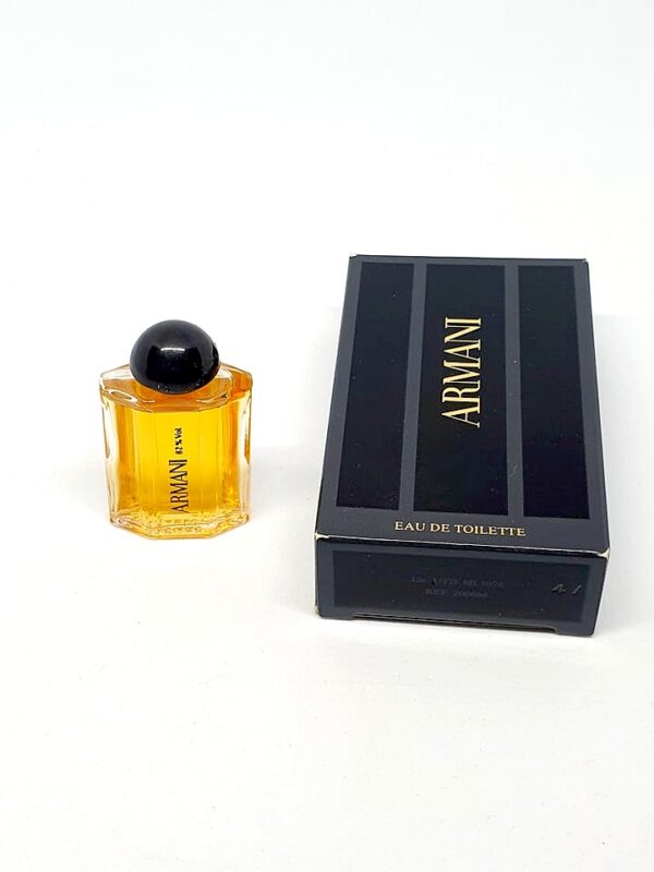 Miniature de parfum Armani