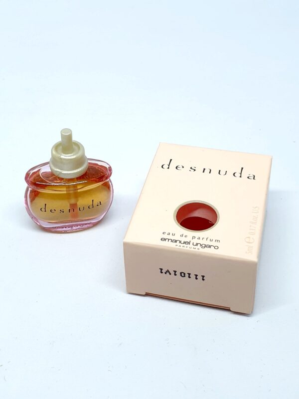 Miniature de parfum Desnuda Emanuel Ungaro