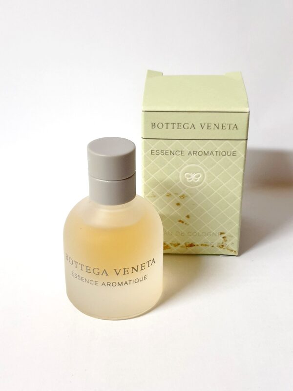 Miniature de parfum Essence Aromatique Bottega Veneta