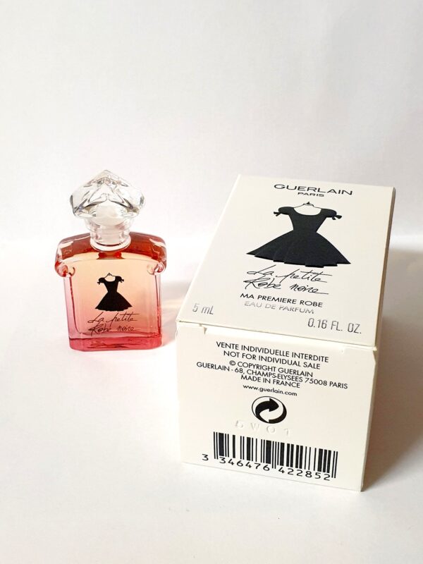 Miniature de parfum La petite robe noire de Guerlain