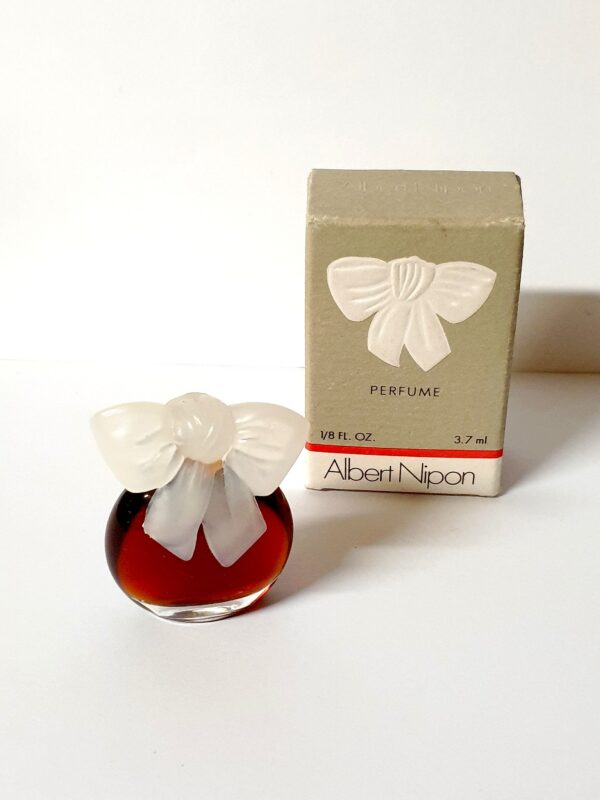 Miniature de parfum Albert Nipon