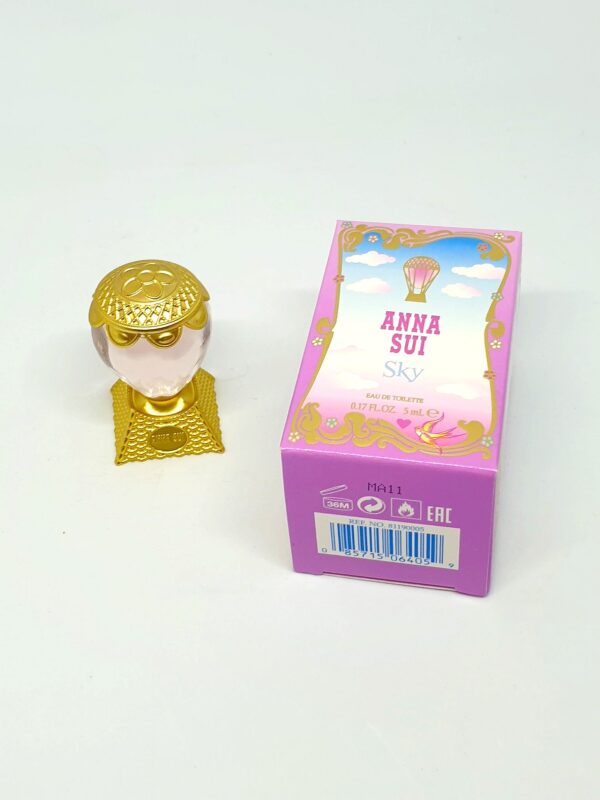 Miniature de parfum Sky de Anna Sui