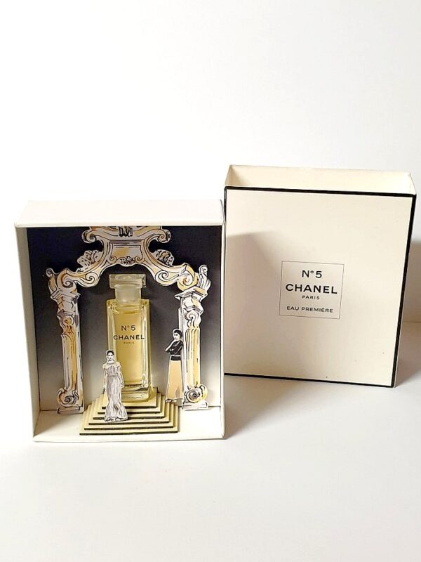 Miniature de parfum Numéro 5 Eau première de Chanel