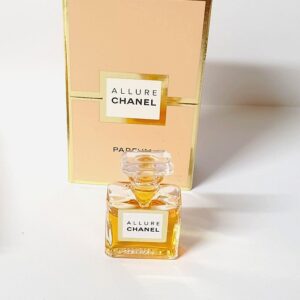 Miniature de parfum Allure de Chanel