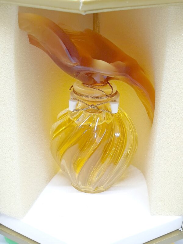 L'Air du Temps parfum Ambre cristal Lalique Nina Ricci