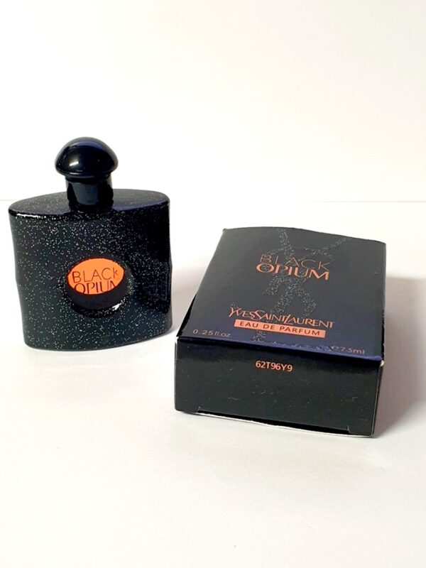 Miniature d'Eau de parfum Black Opium Yves Saint Laurent