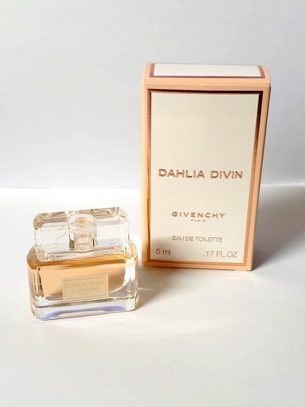 Miniature de parfum Dahlia Divin de Givenchy