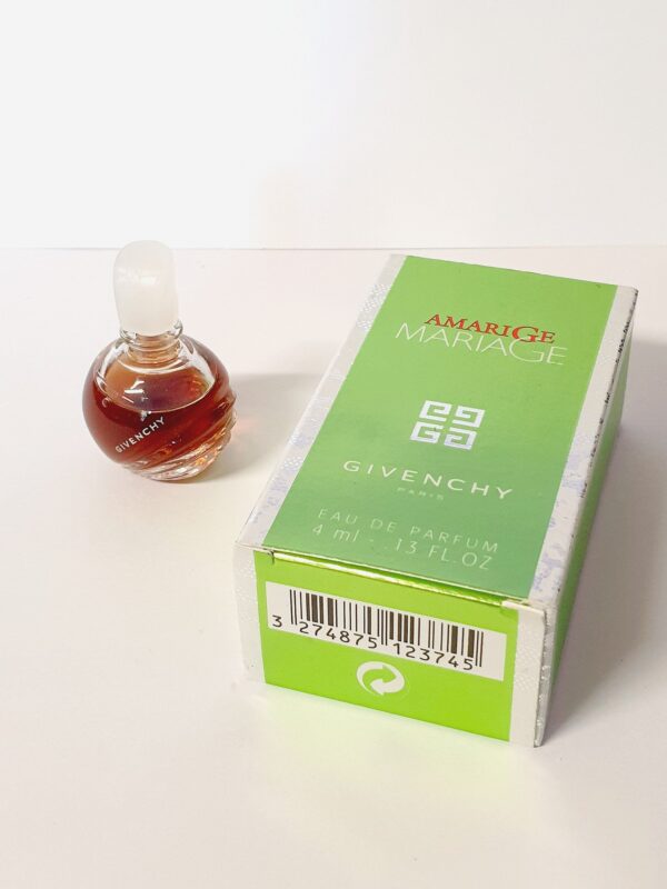 Miniature de parfum Amarige Mariage de Givenchy