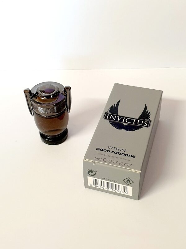 Miniature de parfum Invictus Intense Paco Rabanne