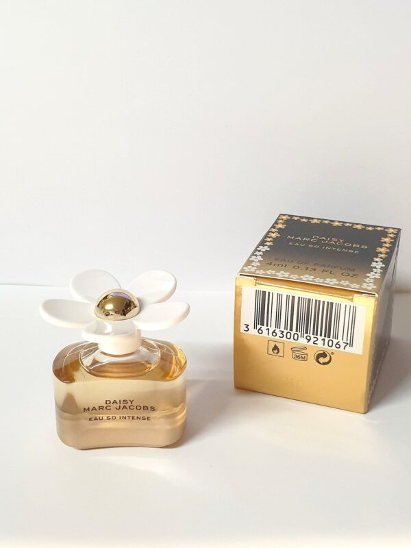 Miniature de parfum Daisy eau so intense de Marc Jacobs