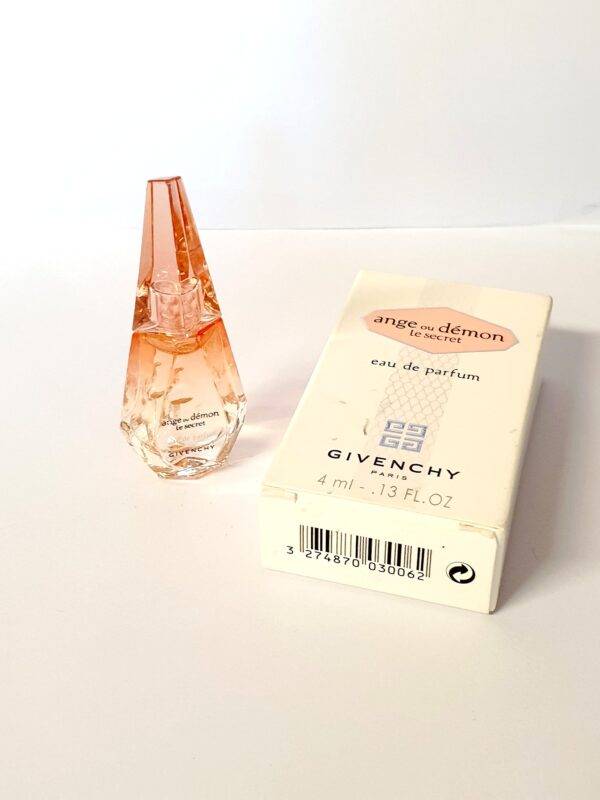 Miniature de parfum Ange ou démon le secret Givenchy 4ml