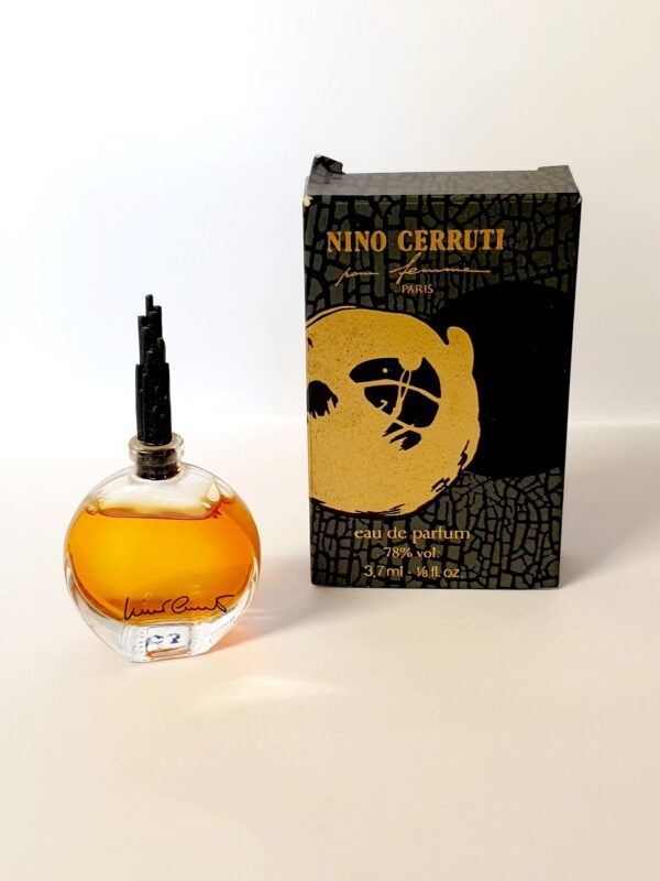 Miniature de parfum Nino Cerruti