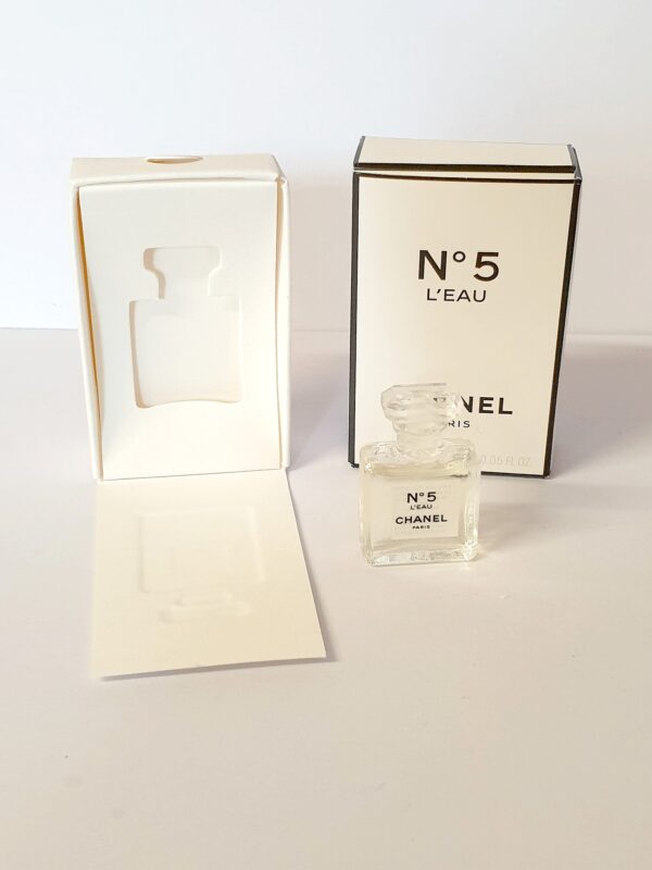 Miniature de parfum Numéro 5 L'Eau de Chanel