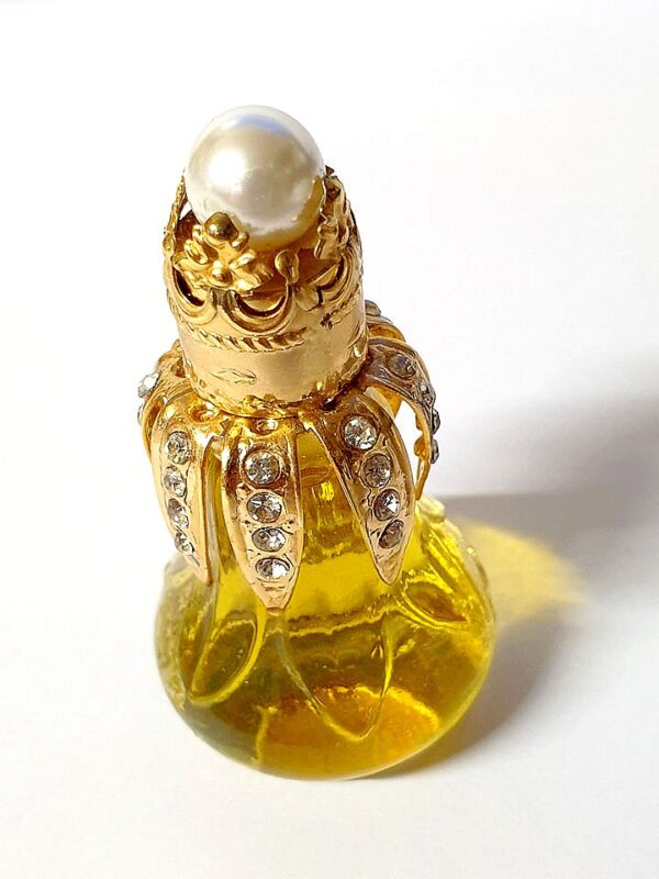 Superbe miniature de parfum numéro 2 de Myrna Pons