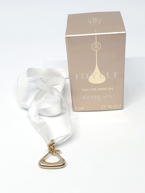 Collier pendentif Idylle De Guerlain