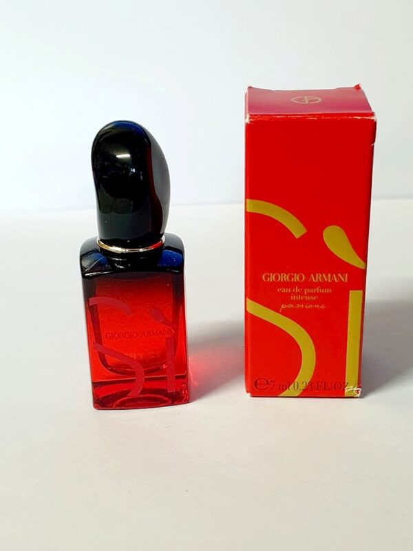 Miniature de parfum Si Passionne Intense Giorgio Armani