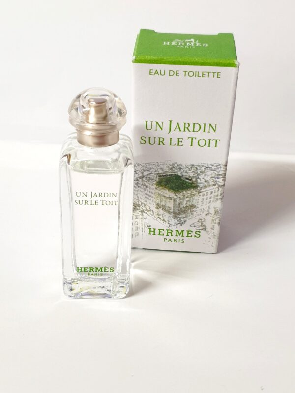 Miniature de parfum Un jardin sur le Toit Hermès