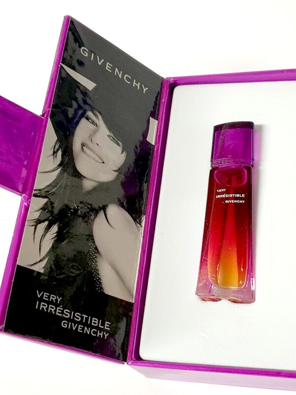 Coffret duo de Miniatures de parfum Very irrésistible de Givenchy