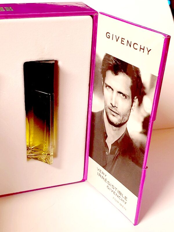 Coffret duo de Miniatures de parfum Very irrésistible de Givenchy