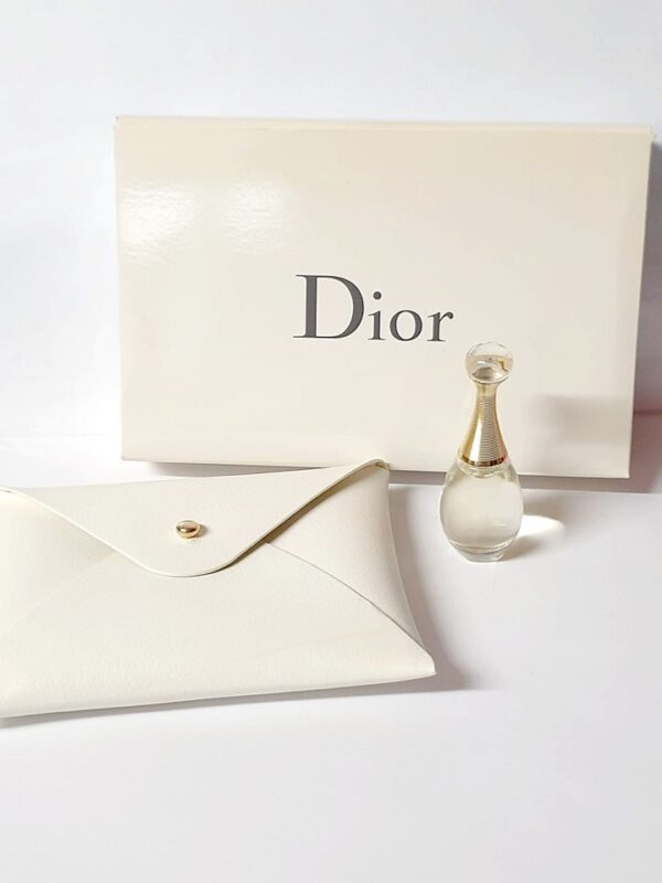 Ensemble miniature de parfum J'adore et son porte carte Dior